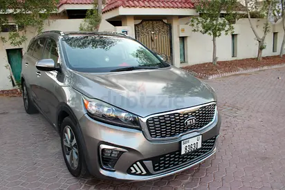 Kia Sorento | 7 Seater | First Owner | Full option | Panaromic Sunroof | AWD | Urgent sale
