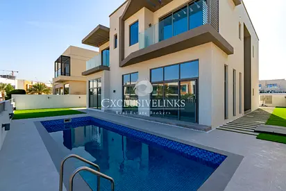 6 BR Villa | Pool and Elevator | Ready Now
