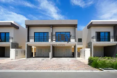 Facing Sunset | Single Row | Open Views