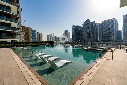 High Floor | Fully Furnished | Multiple cheques