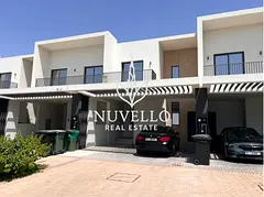 LANDSCAPED | CLOSE TO AMENITIES | READY TO MOVE |