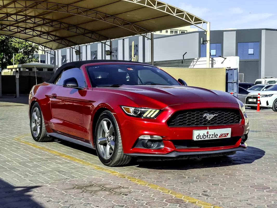 Ford Mustang 2017 — photo 1 of 15