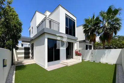 Landscaped Garden | Vacant | Prime Family Location