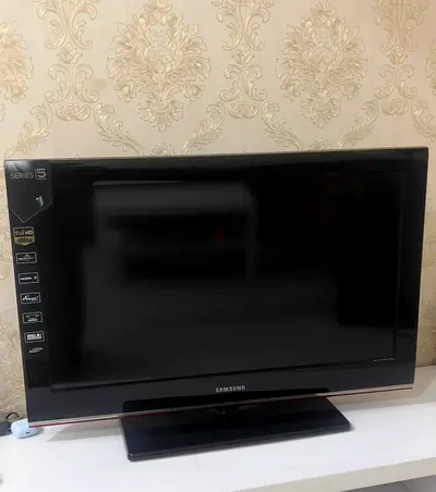 Samsung TV 32 inch