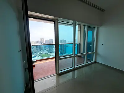 Free parking, contract attestation, air conditioning, gym, and swimming pool included for free. Lux