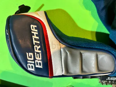 Full Golf starter set. Callaway golf clubs plus Nike.