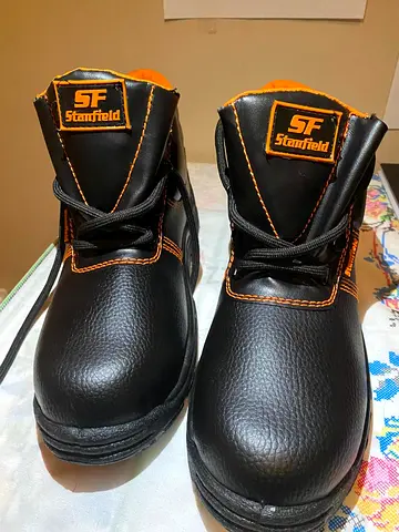 Pair of black Stanfield work/safety boots - size not specified