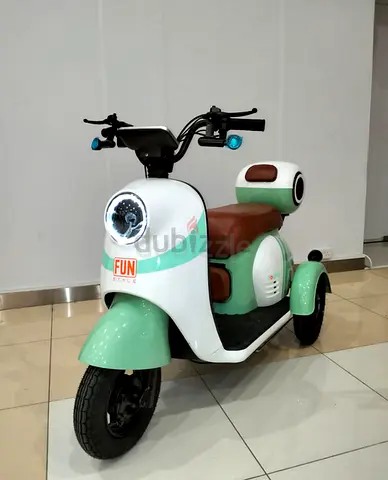 Electric tricycle wheel scooter with baby seat 48 v