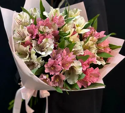 Blush Alstromeria Bouquet