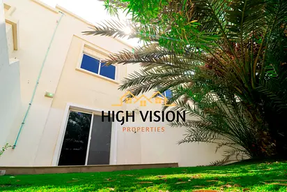 Stylish 2BR Villa Double Raw | Vacant | Hot Deal