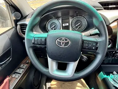 صورة 9 لـ 2026 Toyota HILUX