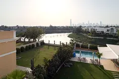 Lake view | Upgraded | Furnished | 1-year lease