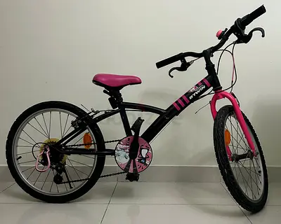 BTwin Mistigirl 320 - 20 inch kids bike