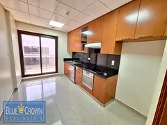 1 Bedroom with balcony !! Close kitchen !! Ready for viewing