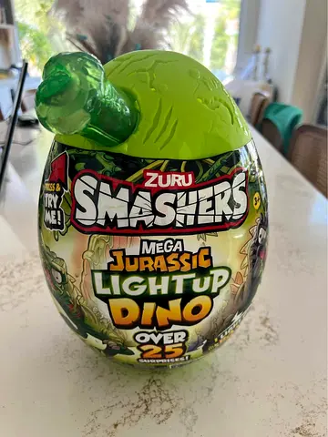 Smashers Mega Jurassic Light Up Dino Egg (Spinosaurus)