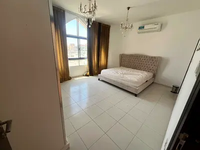 مساحات واسعة - غرف ماستر - تشطيب راقٍي - مجلس واسع