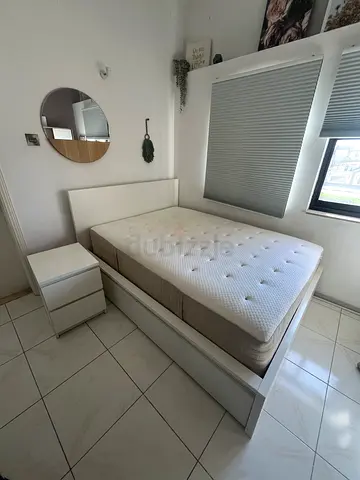 Double bed with mattress