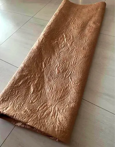 classy king size bedspread with pillow cases