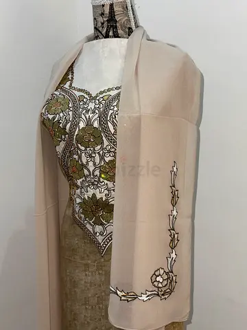 Emirati Mukhawar Kaftan Set with Crystal Floral Embroidery, Modest Arabic Jalabiya