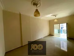 Strong opportunity | Strategic location | Ready to move in | Prime location