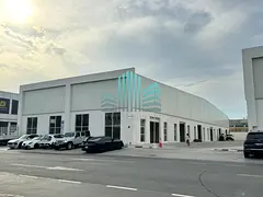 BRAND NEW FOR CREATIVE BUSINESS ONLY | MIDDLE SHOWROOM | 60 KW POWER | MEZZANINE CAN BE CUSTOMIZED B
