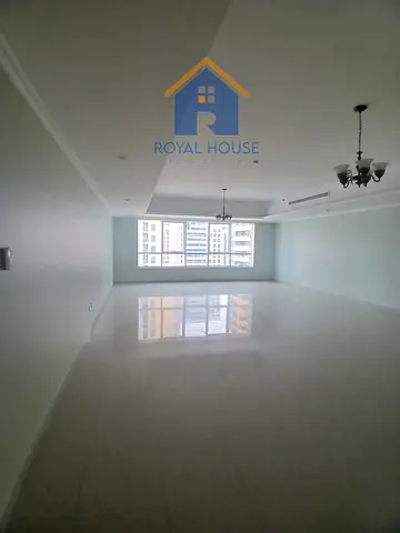 Al Khan Corniche 4 BR Apartment with Water View