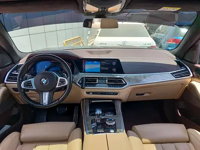 صورة 9 لـ 2019 BMW X7
