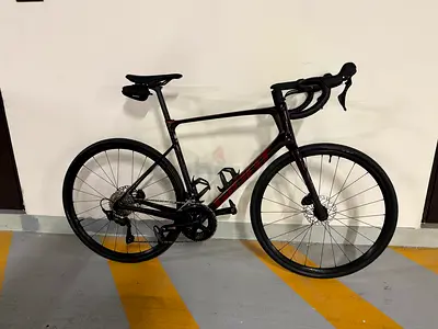 Giant Defy Advance 2, Shimano 105. Size large