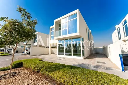 Type V2 | Stand Alone Villa | Pool View | 6BR + M