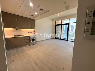 Community Views | Bright 2BR | Vacant