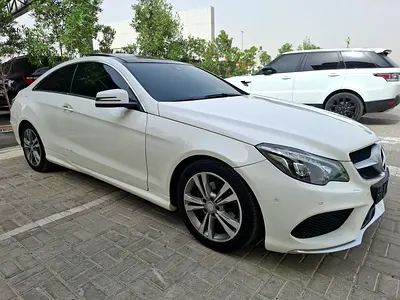 2015 Mercedes-BENZ E-CLASS 缩略图 4