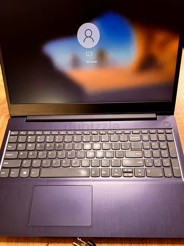 Lenovo Ideapad 3,10th Generation,
15HL05,15.6,FHD IPS Display Laptop,Intel Core i5-1165G7 8G
