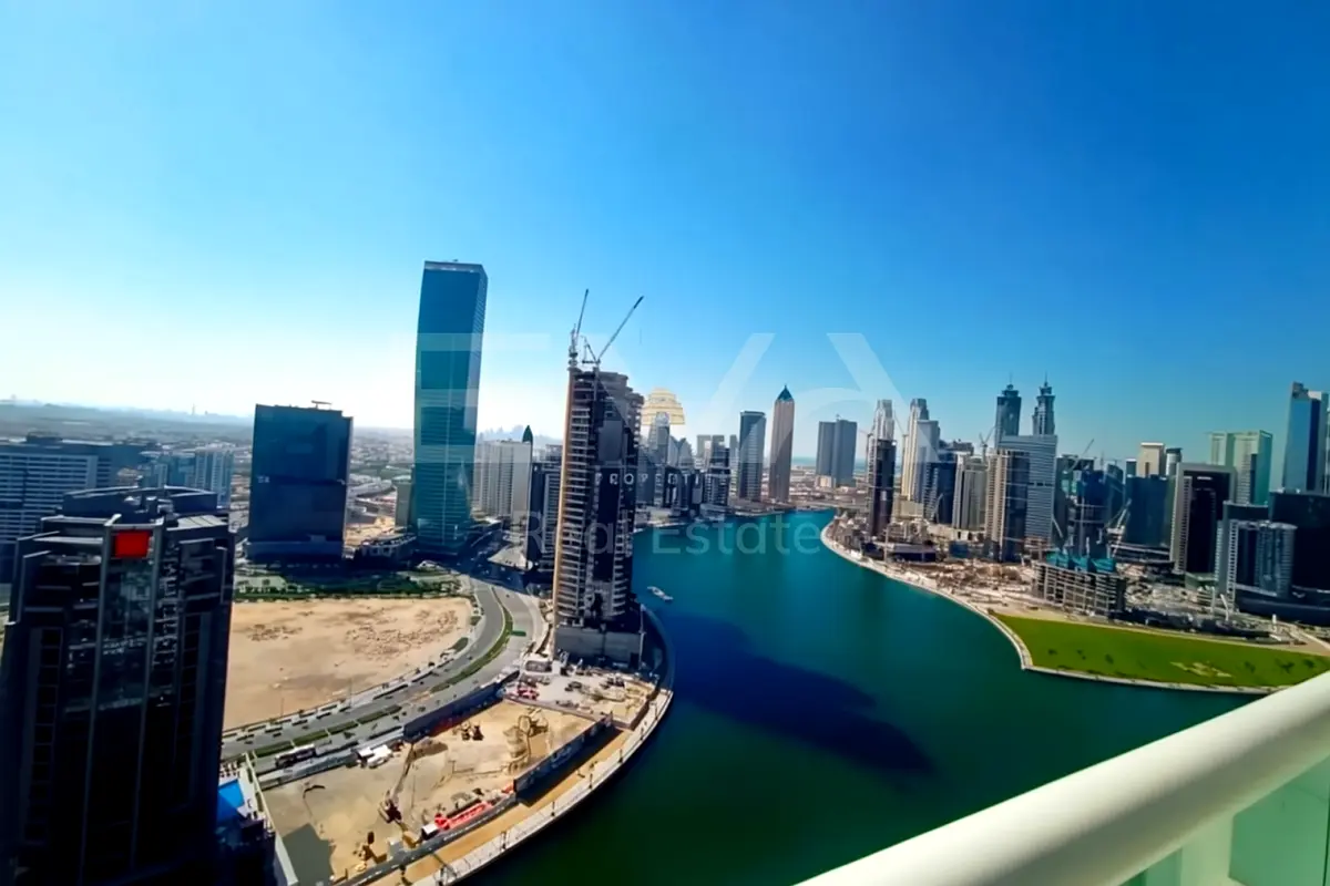 CANAL VIEW | FULLY FURNISHED | HIGH FLOOR