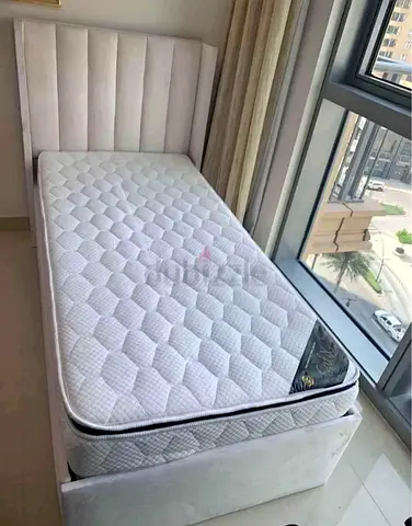 Single Size luxirous brand new customise Bed