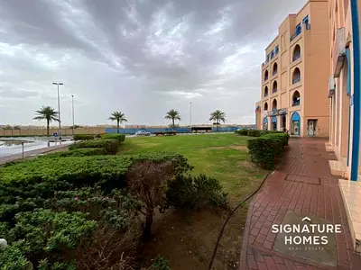 PERSIA CLUSTER | WITH BALCONY | CLOSE TO BUS STOP