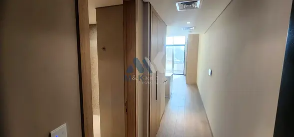 Spacious Studio / Brand New / Best Price