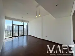 2BR Apartment | Marina &amp; Downtown View | Balcony | Pool &amp; Gym