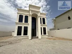 PAY LESS GET MORE BRAND NEW 5BHK VILLA AT PRIME LOCATION