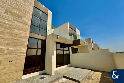 4 bed | Single Row | Burj Views