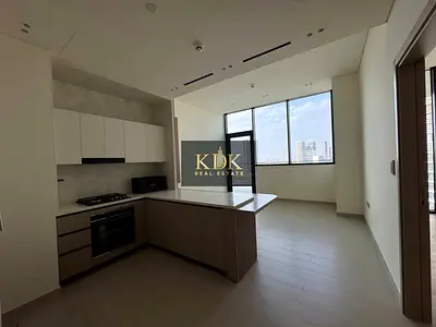 Lavish One Bedroom | White Goods | Private Pool