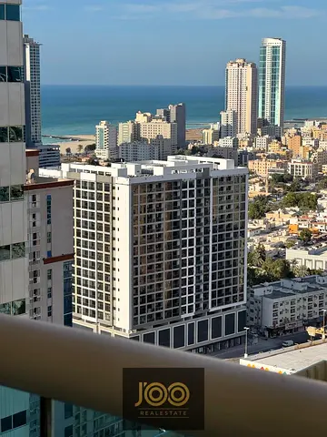 Pay 225,000 AED receive 2BHK with a partial view of the Corniche, 1856 Ft Sq, finest towers, the rest is in installments with the developer, freehold