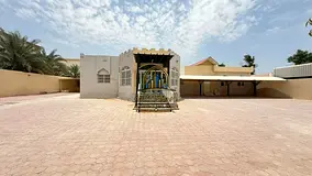 (Luxurious 4BR Villa) Maidroom//Driver Room// Majlis//2 Kitchen// Just 120k