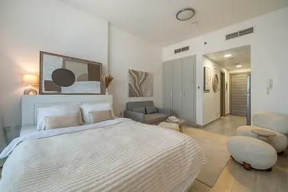 Elegant Studio | Fully Furnished | Community View