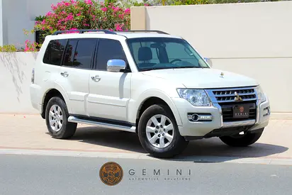Mitsubishi Pajero 3.5 4WD GLS Top 2022 GCC with WARRANTY