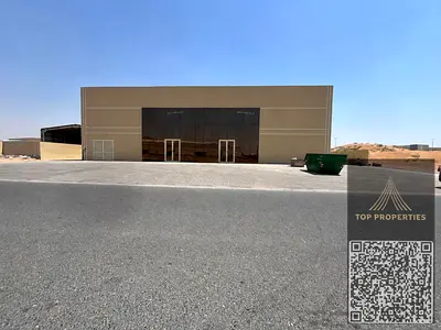 Warehouses for rent in Umm Al Quwain – Umm Al Thu’ub area. Spaces ranging from 2500 sq ft to 25000 sq ft. 30 kW electricity. Internal bathroom for eac