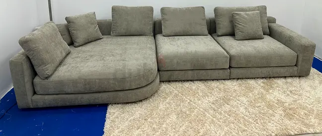 Perfect condition Chattlesmore sofa