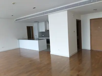 Corner 2BR Apartment | Pool & Arena View | Large Balcony