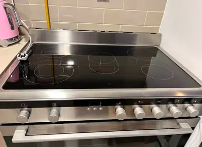 Model Siemens 90cm 5 Hobs Full Electric Ceramic Cooker Range