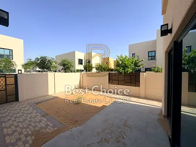 Townhouse for sale in Sharjah Sustainable City, 3 bedrooms with 2 living rooms, at a very reasonable price.