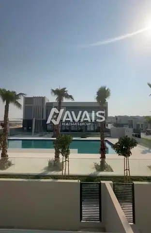 Single Row Villa | 2BR + Maid | Pool View | Prime Community